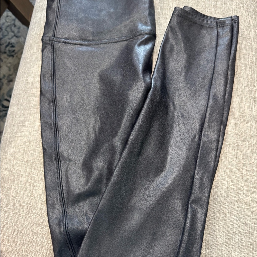 SPANX Black Leggings with Red Tag